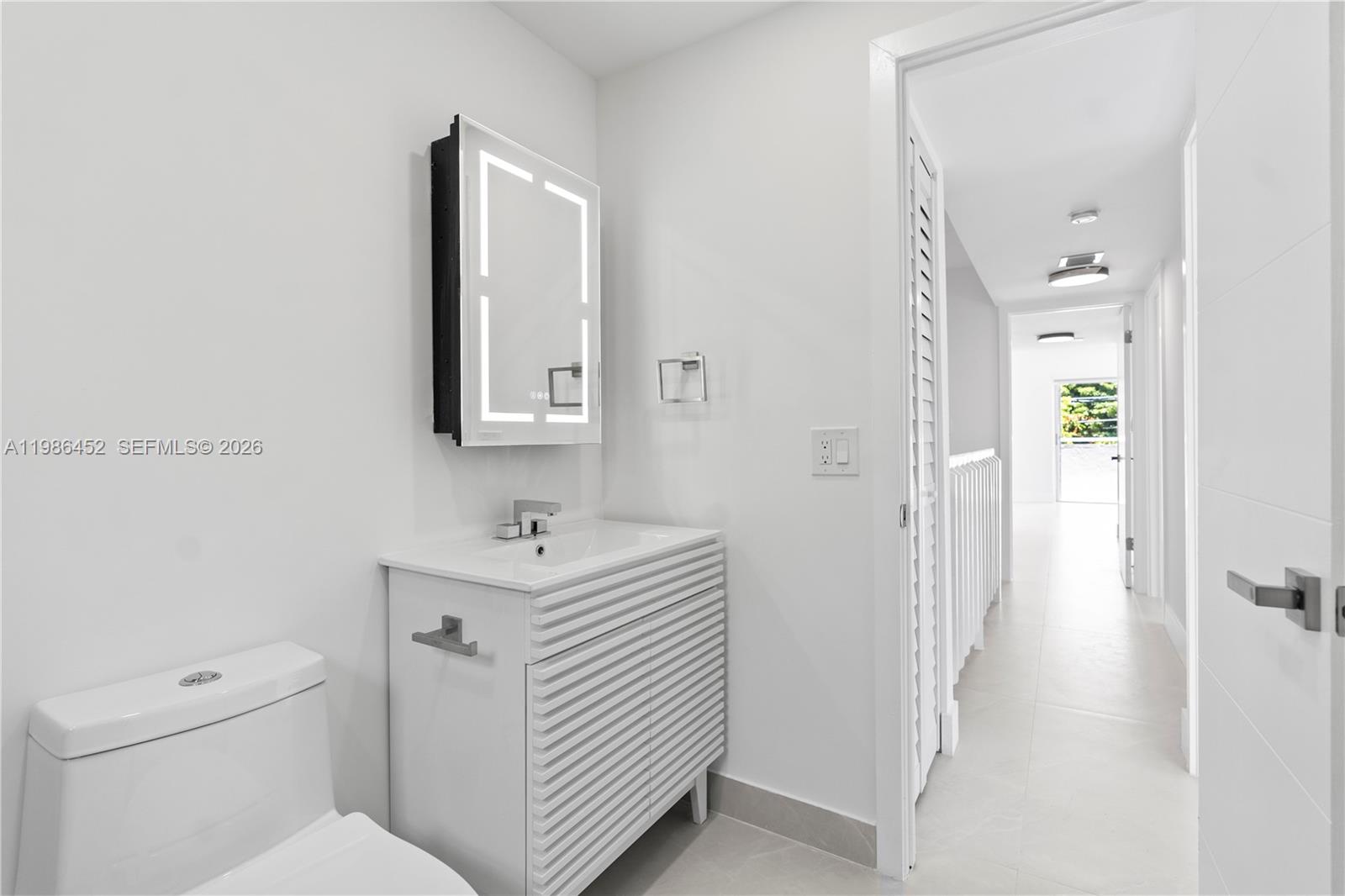 ALHAMBRA MANORS CONDO - Residential Lease