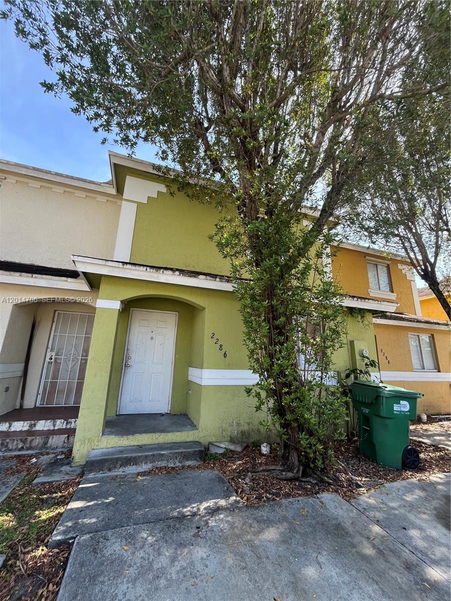 SUPERIOR GARDENS - Residential Lease