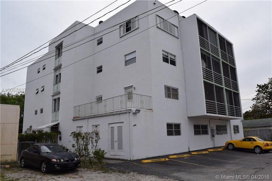 Room measurements are approximate. This lovely 2 bedroom, 2 bathroom condominium unit is located just minutes from Hollywood Beach in a quite secure building and on a quiet street.  The building is just a couple of minutes away Hollywood Blvd and all the happenings of Downtown Hollywood.  The unit is spacious and has been updated.  This sale is priced for a fast sale.  The unit is vacant and ready for you and your personal decorative touches.