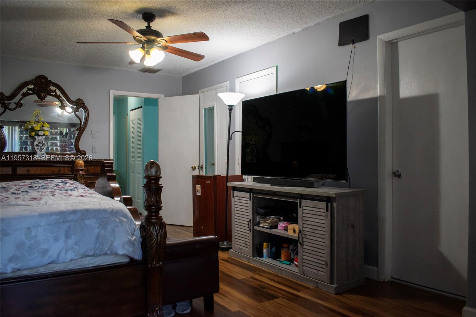 MANORS TOWNHOUSE 14-15 CO - Residential