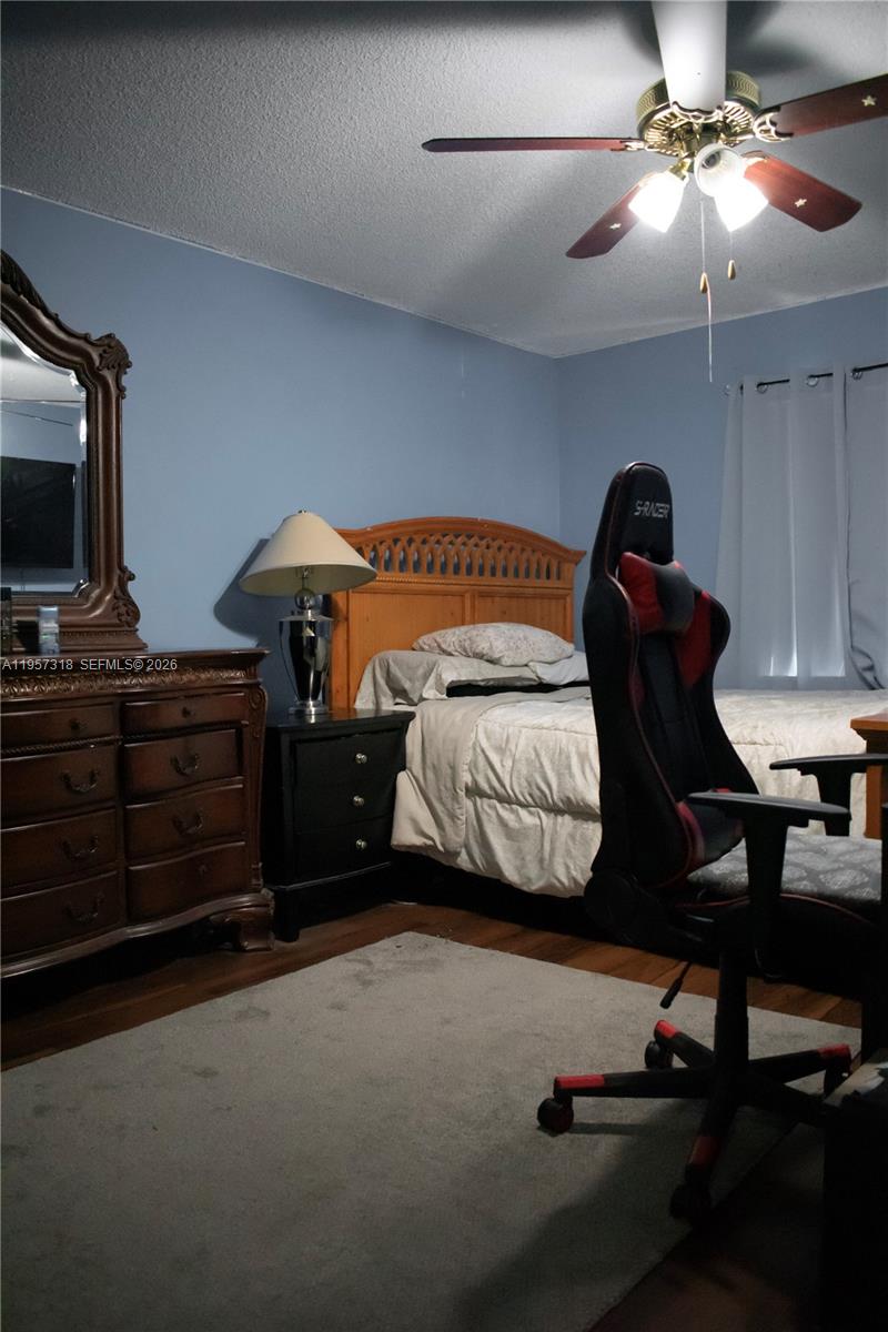 MANORS TOWNHOUSE 14-15 CO - Residential