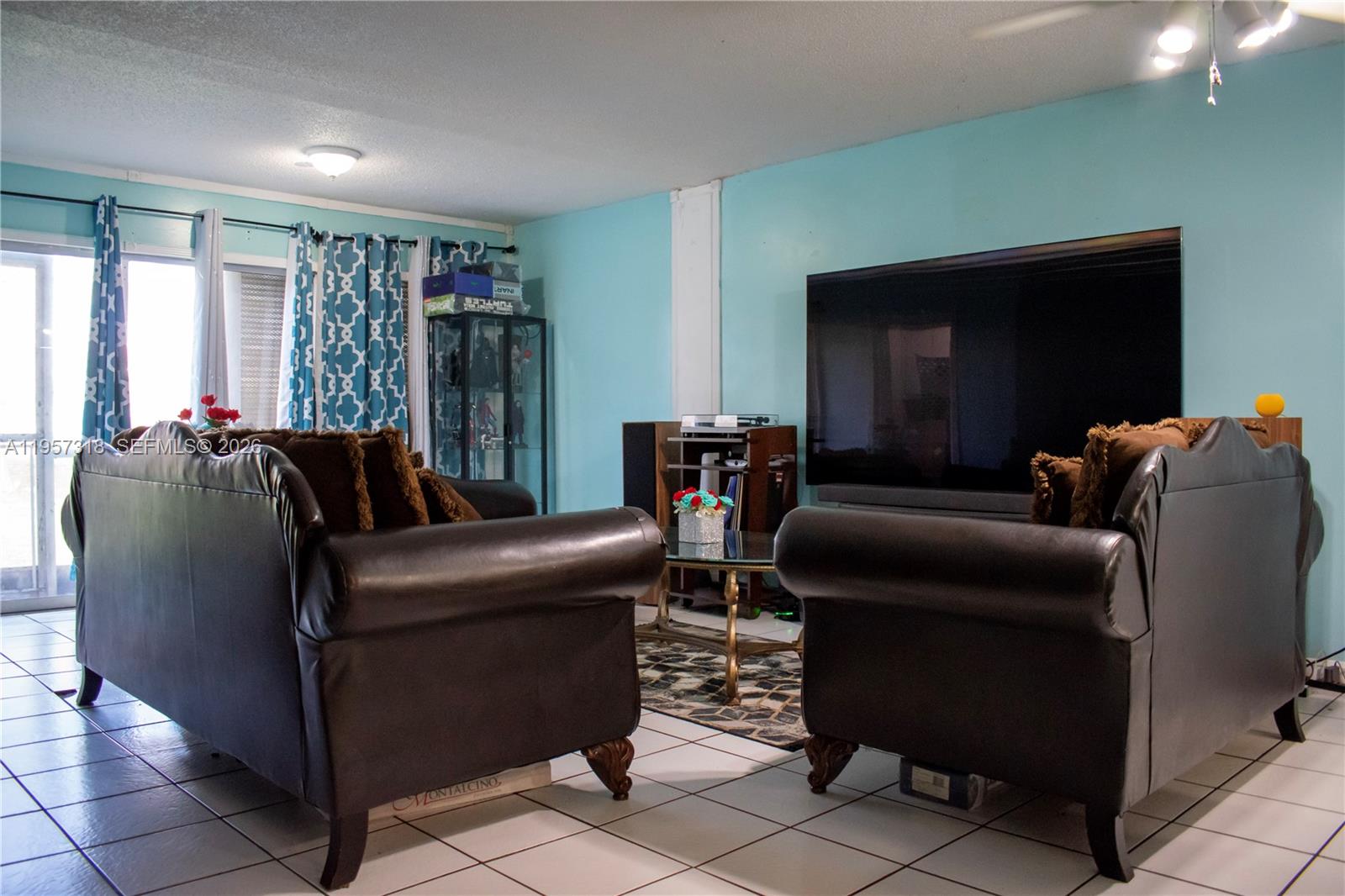 MANORS TOWNHOUSE 14-15 CO - Residential