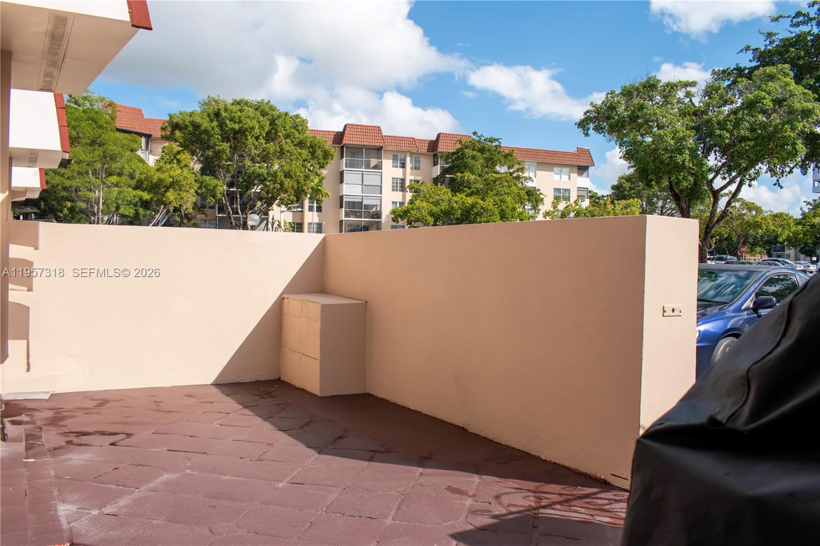 MANORS TOWNHOUSE 14-15 CO - Residential