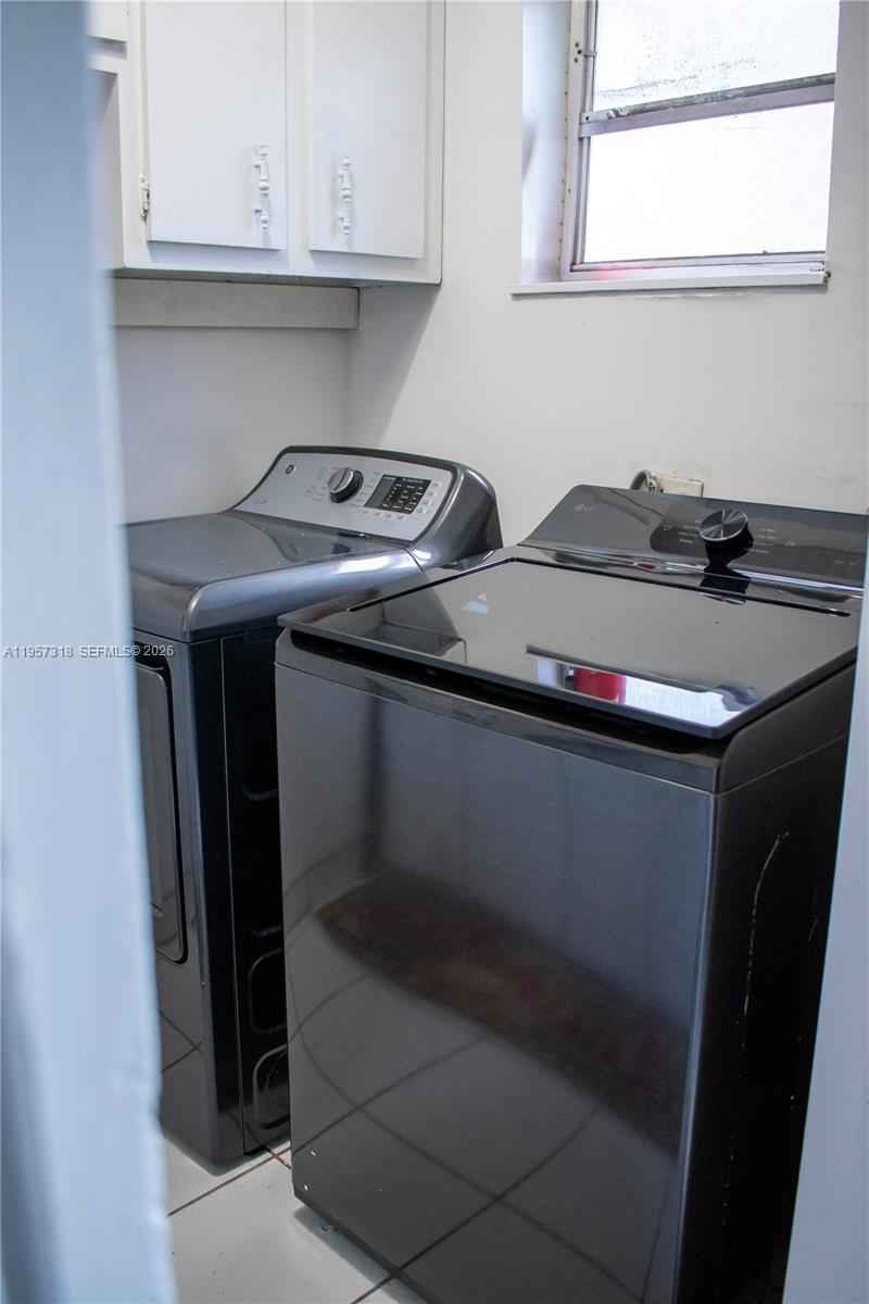 MANORS TOWNHOUSE 14-15 CO - Residential