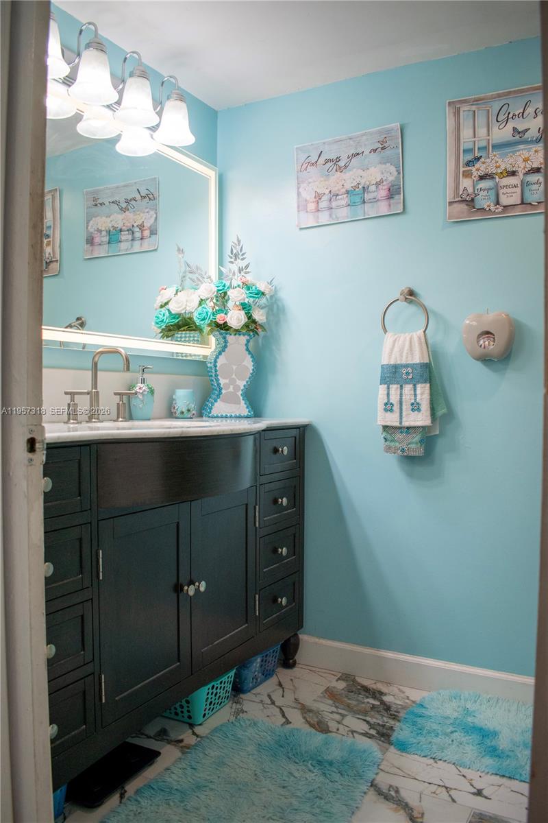 MANORS TOWNHOUSE 14-15 CO - Residential