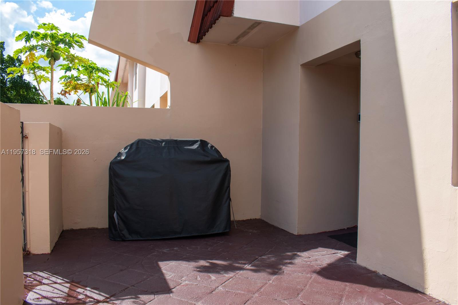 MANORS TOWNHOUSE 14-15 CO - Residential