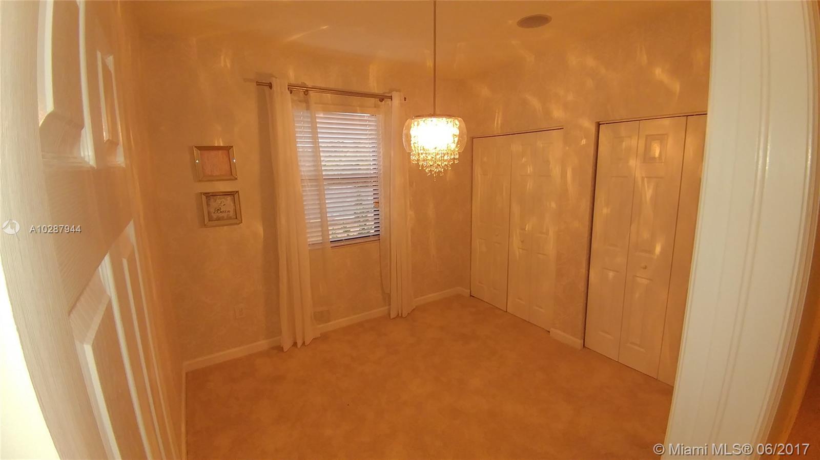 ASTORIA AT CENTRAL PARK - Residential Lease