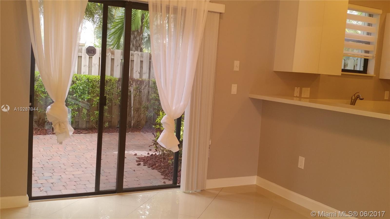 ASTORIA AT CENTRAL PARK - Residential Lease