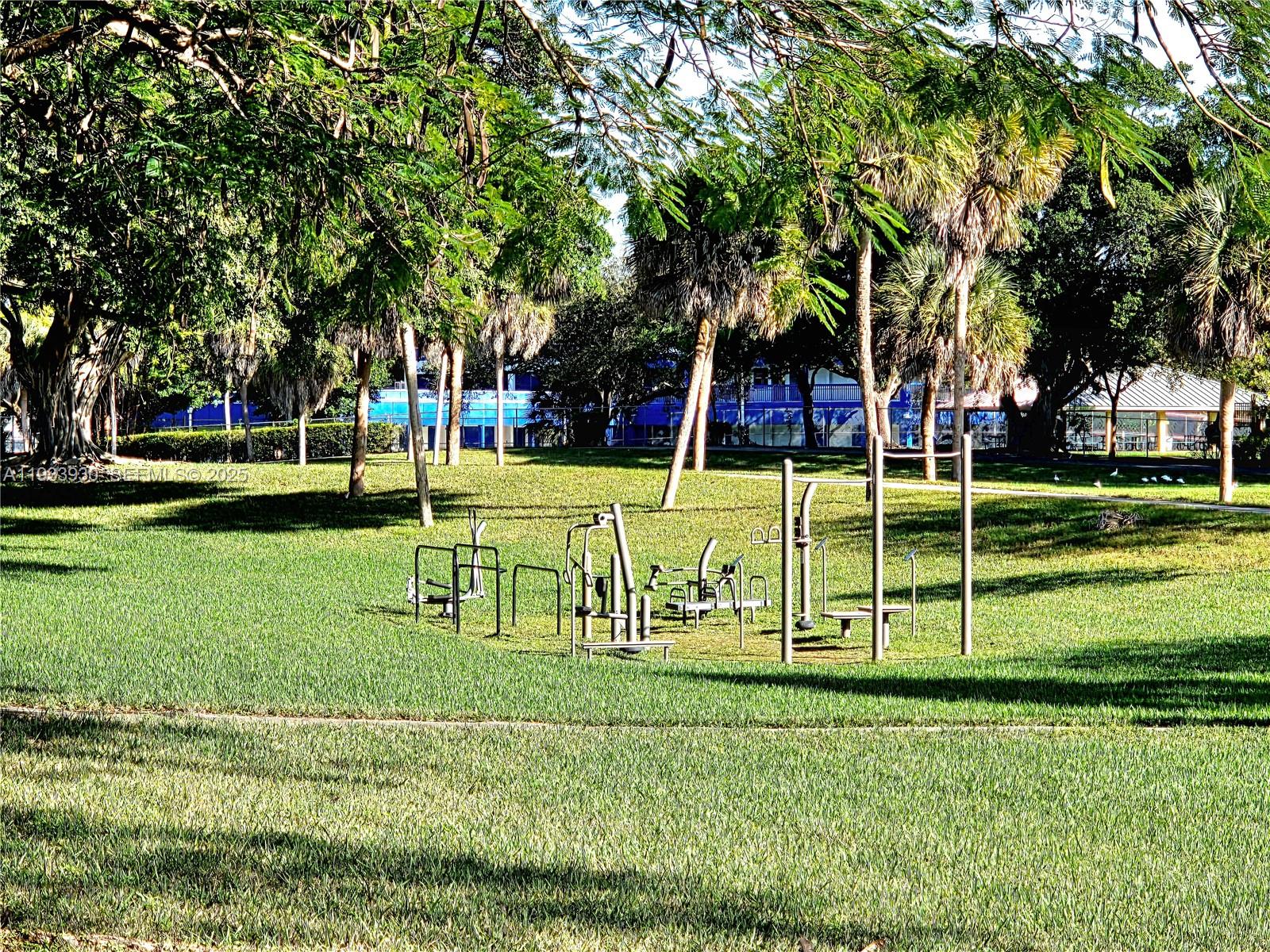 THE HAMMOCKS SEC 3 REPLT - Residential