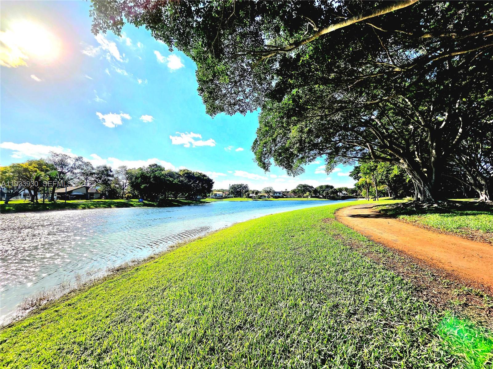 THE HAMMOCKS SEC 3 REPLT - Residential