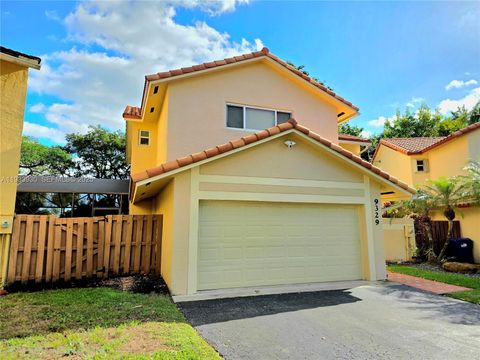 JUST LISTED SOUTH FLORIDA BANK OWNED FORECLOSURE HOUSES 9329 SW 151st Ave Miami FL 33196
