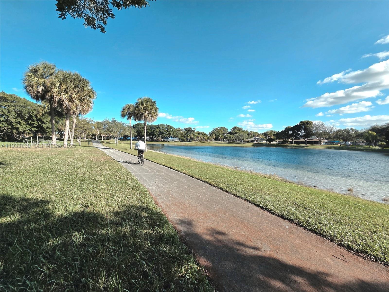 THE HAMMOCKS SEC 3 REPLT - Residential