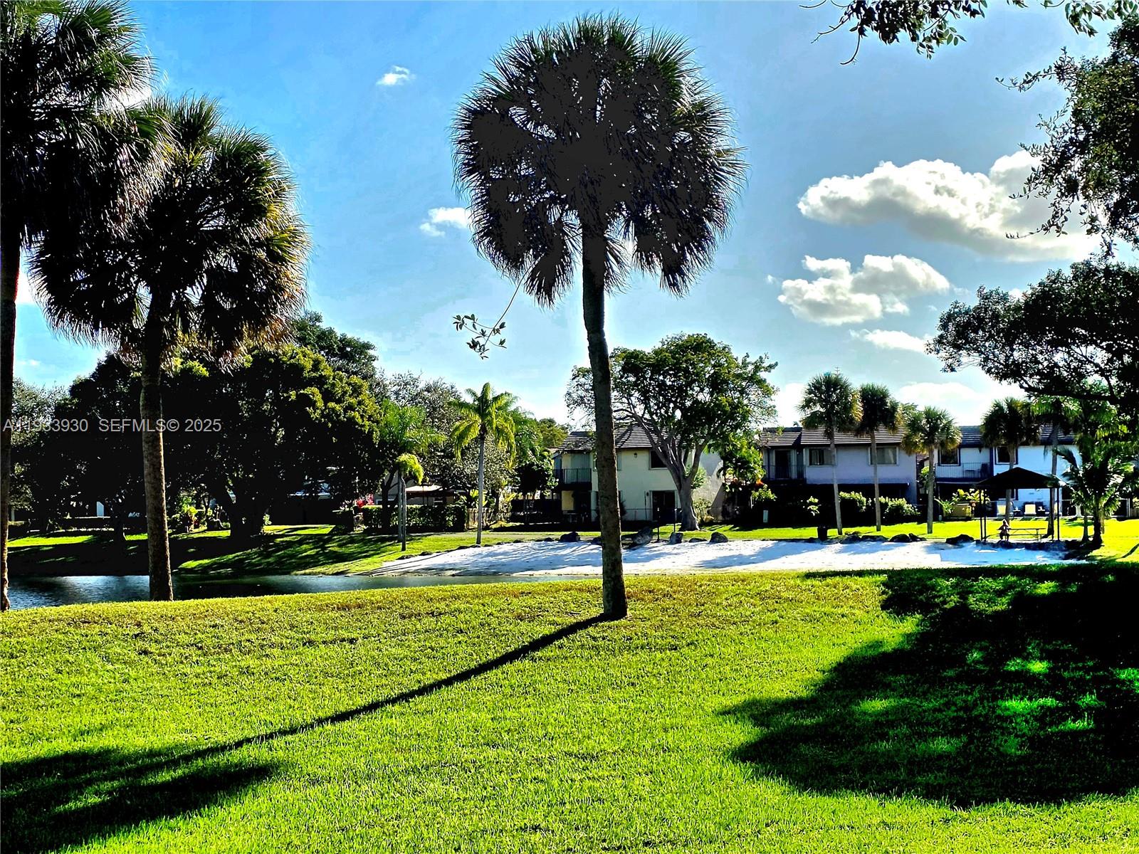 THE HAMMOCKS SEC 3 REPLT - Residential