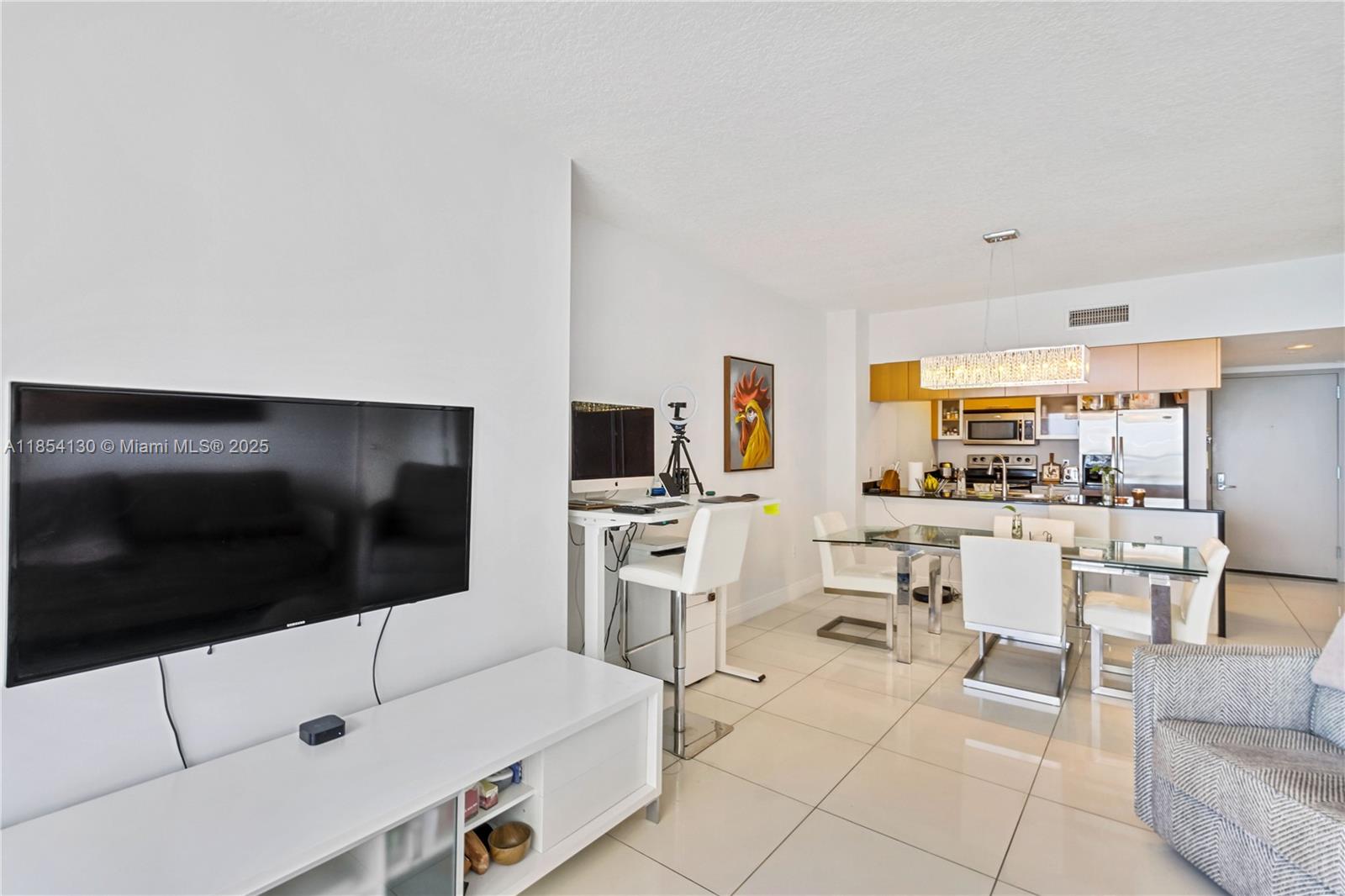 1750 N Bayshore Dr 4403