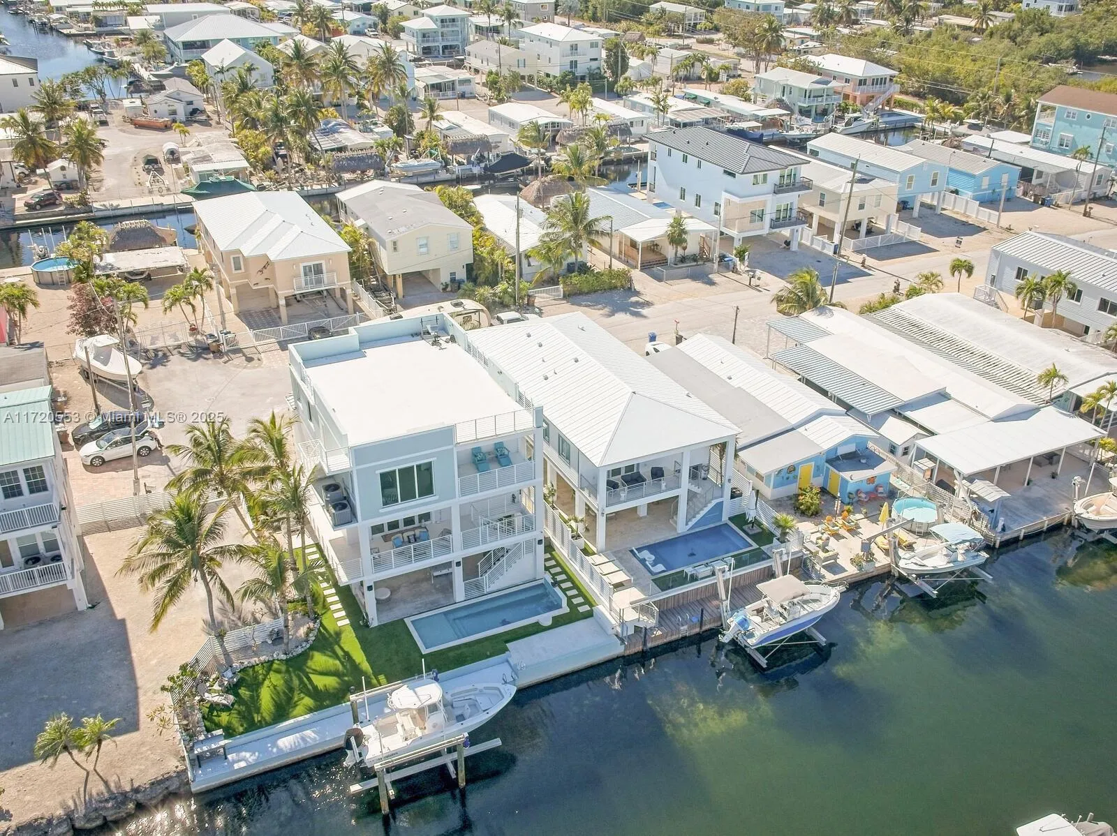 Key Largo, Florida 33037, United States, 4 Bedrooms Bedrooms, ,4 BathroomsBathrooms,Residential,Pending,20198