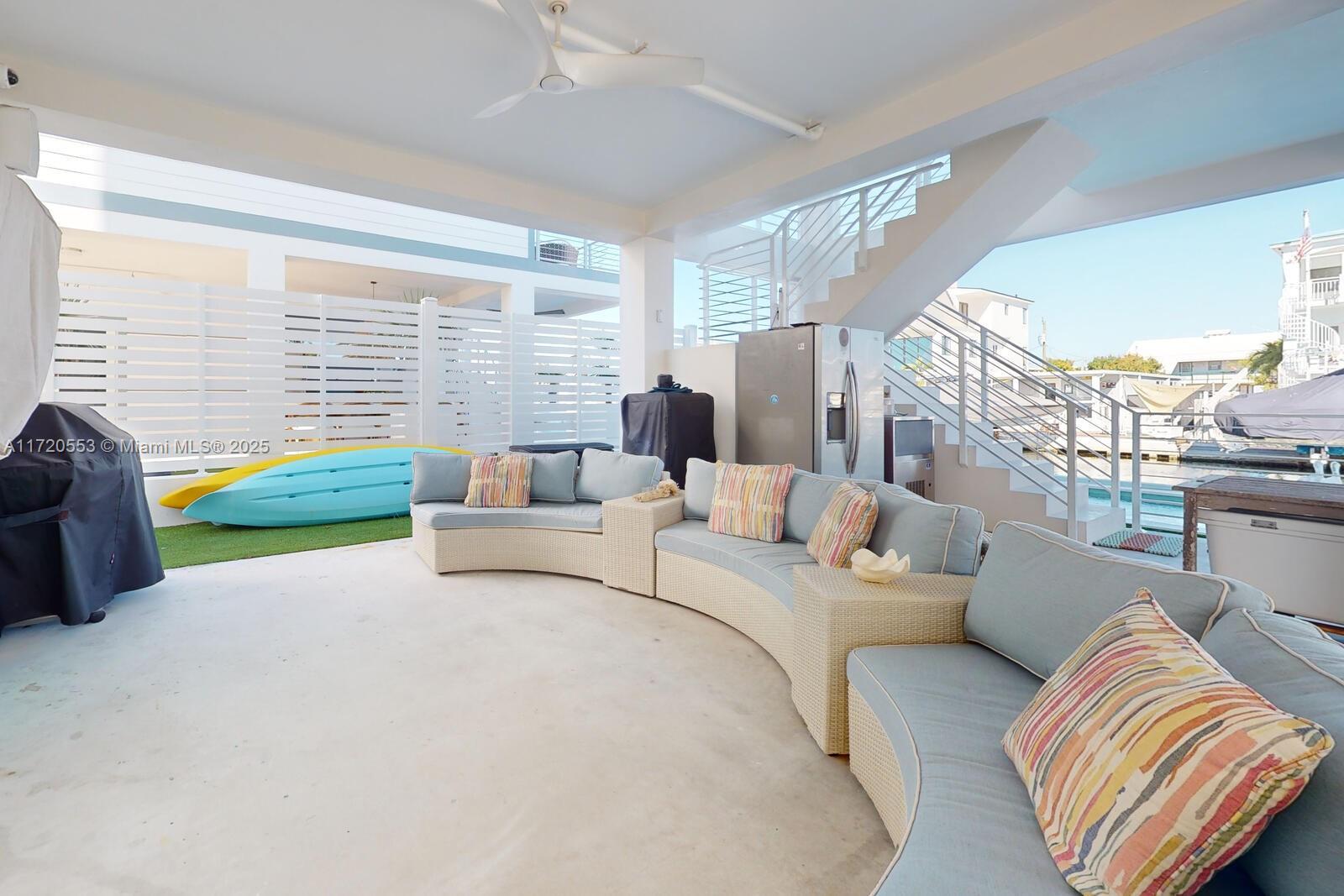 CROSS KEY WATERWAYS EST S - Residential
