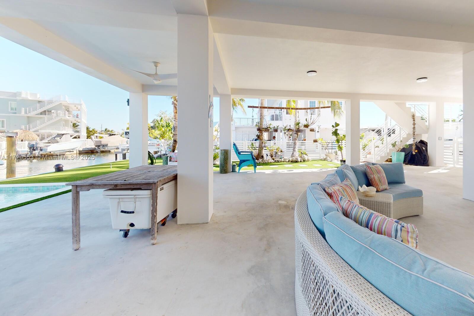 CROSS KEY WATERWAYS EST S - Residential