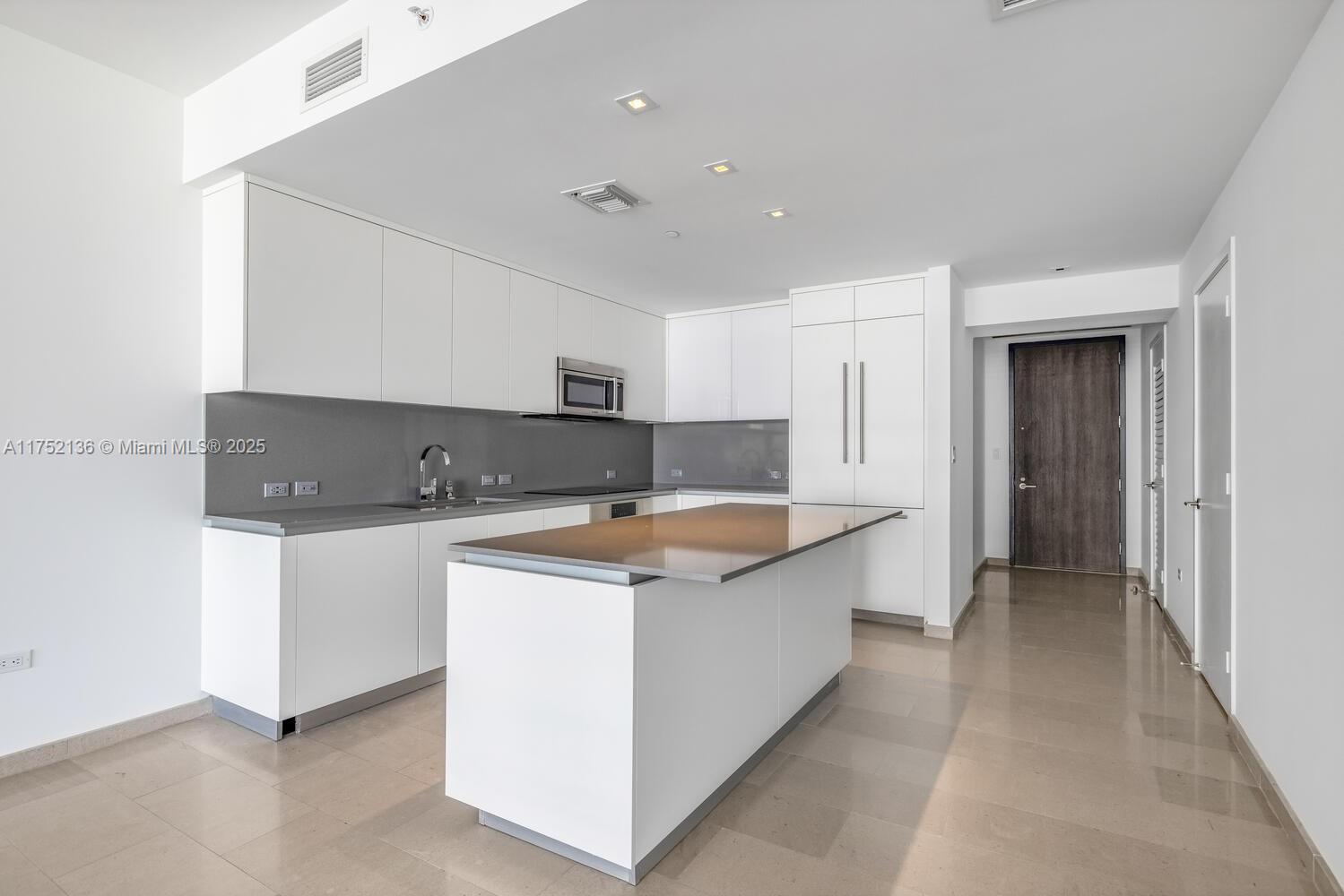 RISE CONDO - Residential Lease