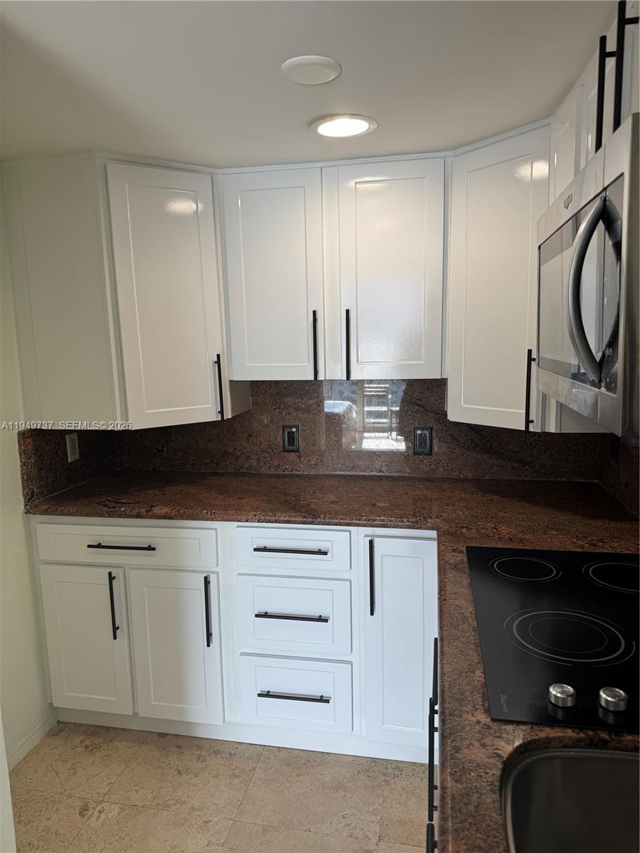 THE AVENTURA BEACH CLUB C - Residential