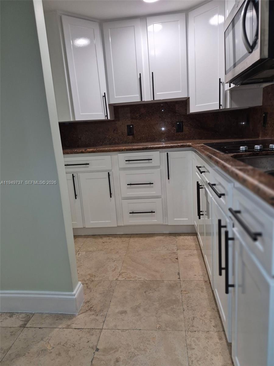 THE AVENTURA BEACH CLUB C - Residential