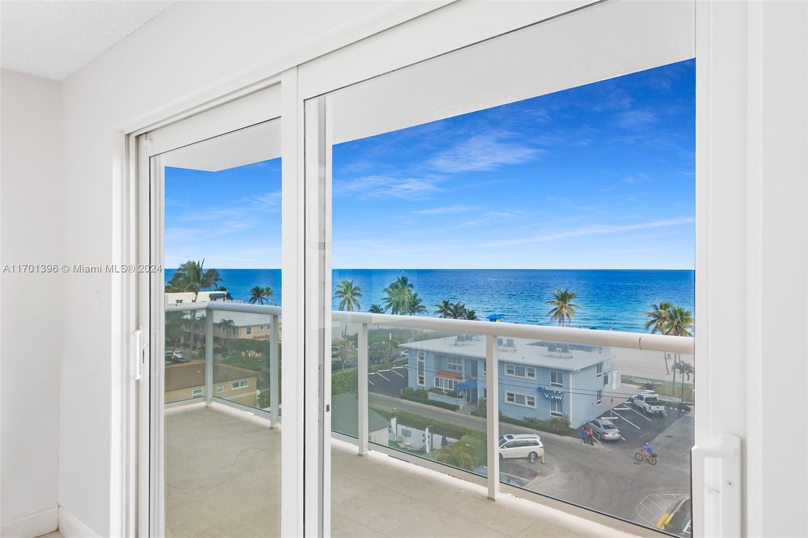 HYDE PARK TOWERS CONDO - Residential