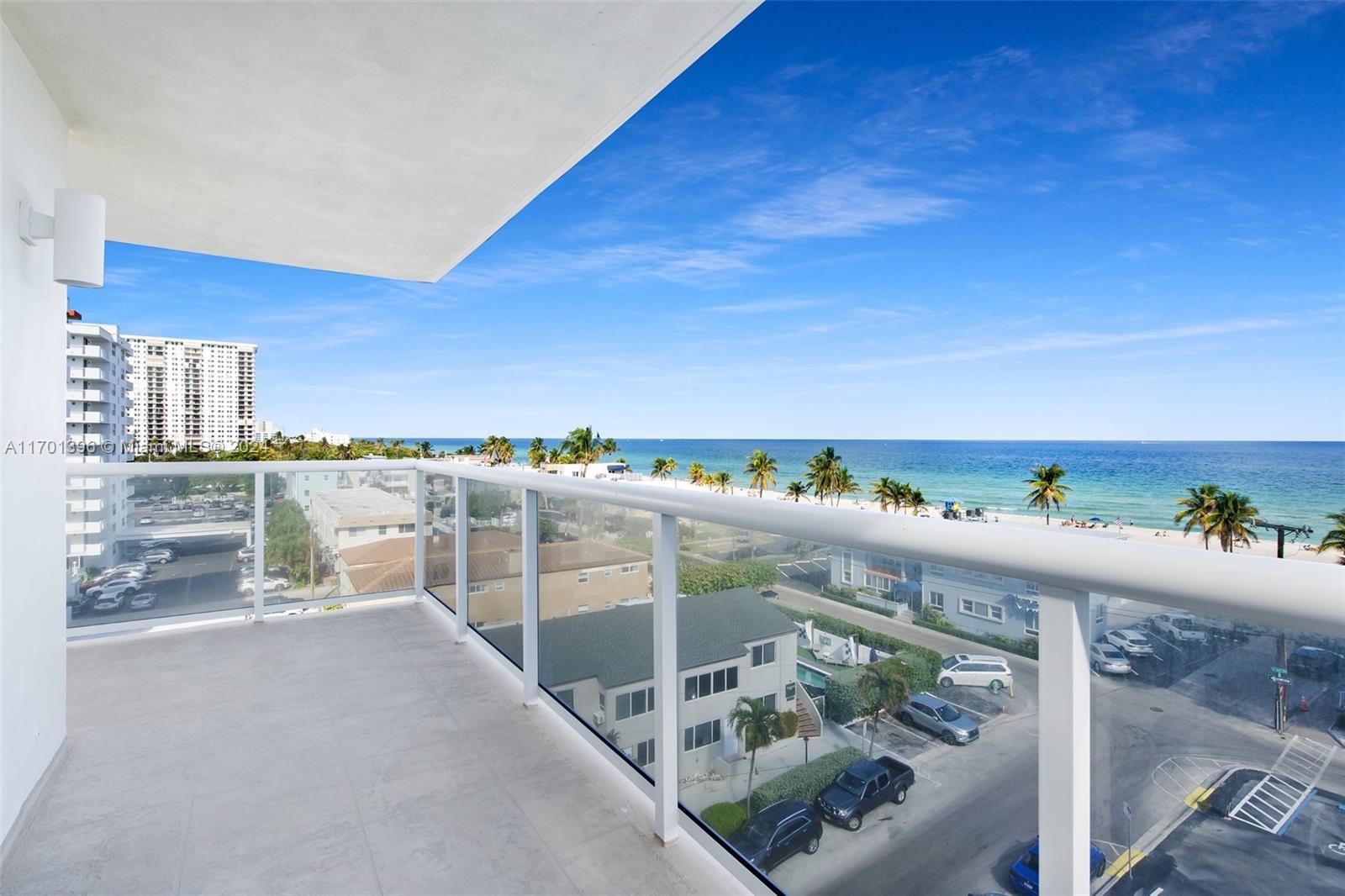 HYDE PARK TOWERS CONDO - Residential