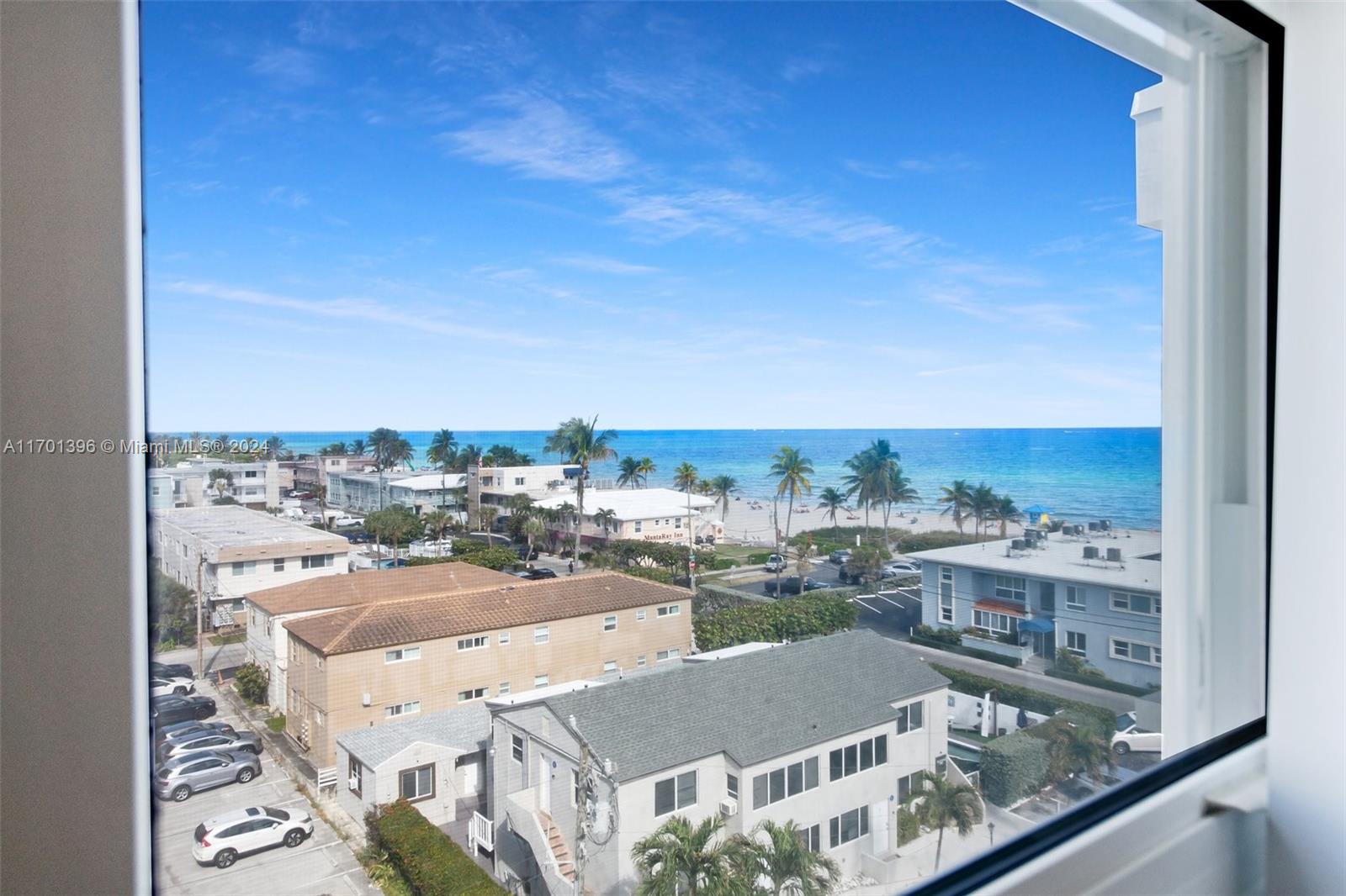HYDE PARK TOWERS CONDO - Residential
