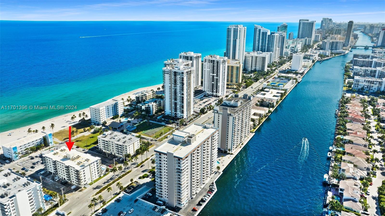 HYDE PARK TOWERS CONDO - Residential