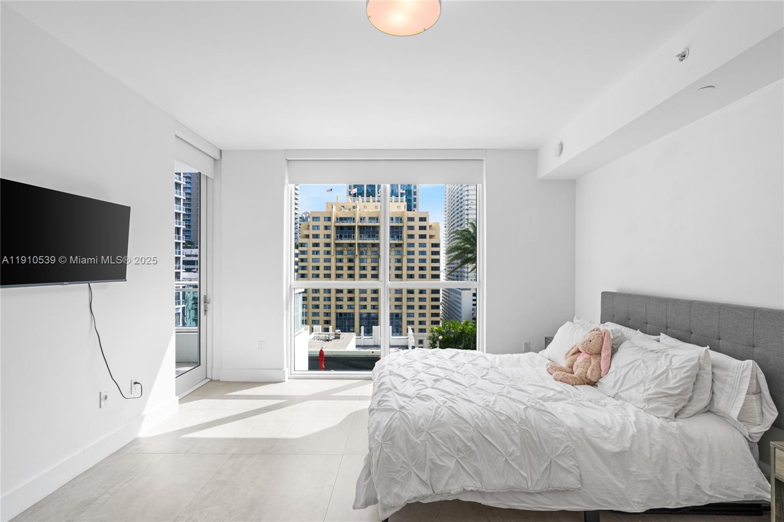 THE BONDO (1080 BRICKELL) - Residential