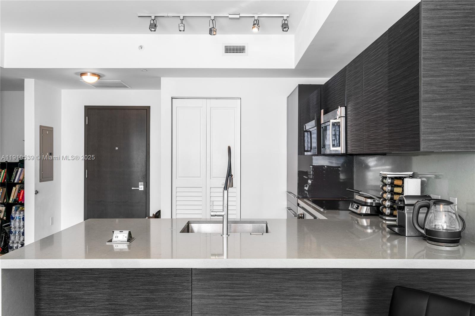 THE BONDO (1080 BRICKELL) - Residential