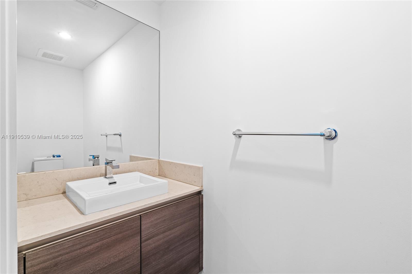 THE BONDO (1080 BRICKELL) - Residential