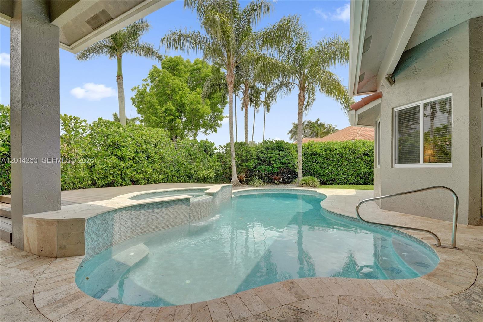 Maple Island - Residential
