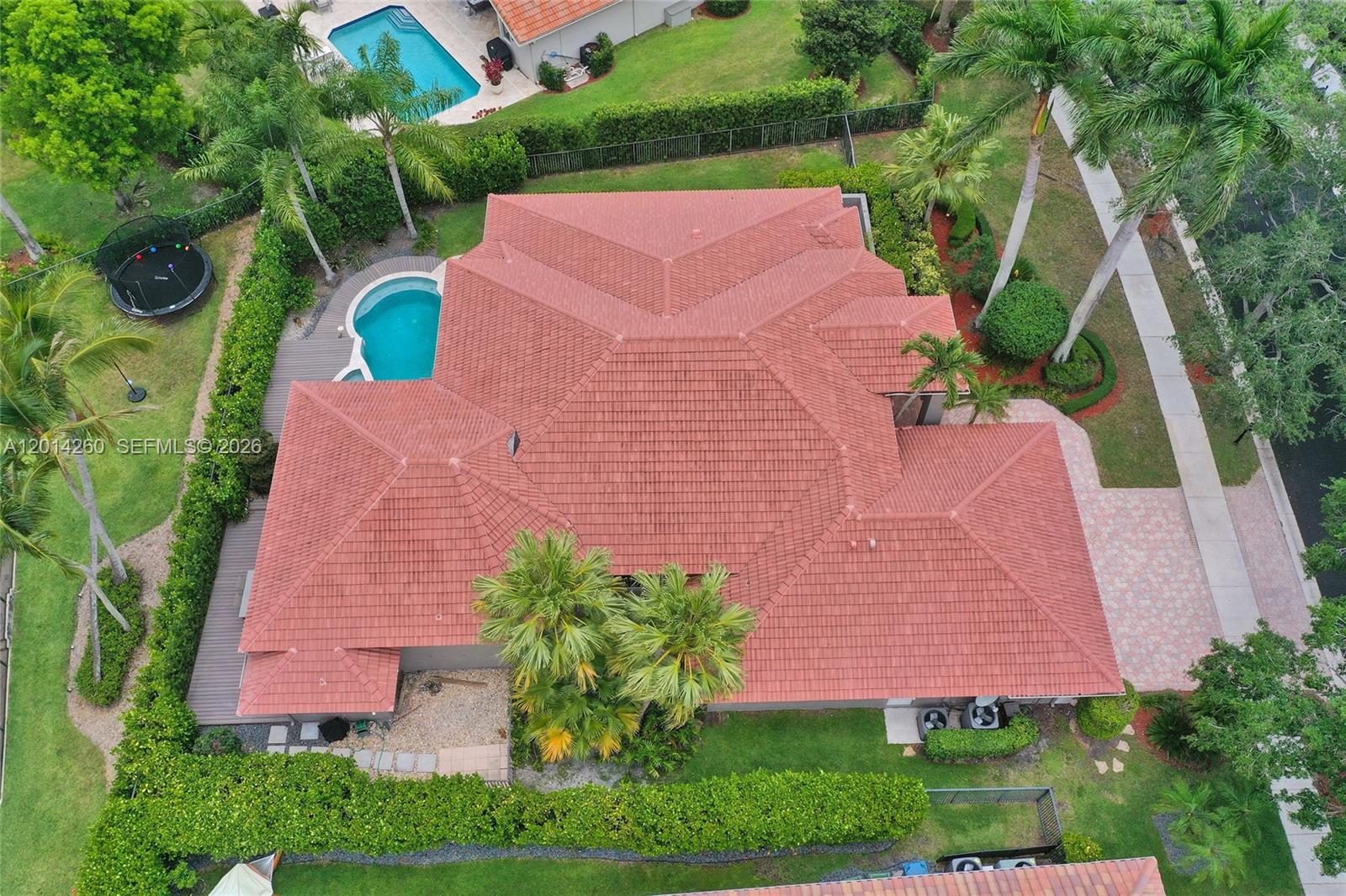 Maple Island - Residential