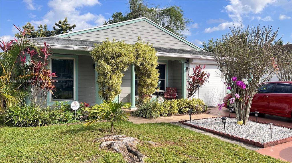 Photo of 1741 SW 85th Ave, Miramar, FL 33025 (MLS # A11551409)