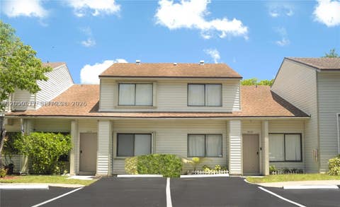 Photo of 3534 NW 98th Ter #3H, Sunrise, FL 33351 (MLS # A12050577)