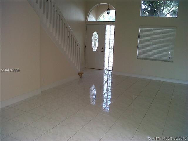 GARDEN LAKE - Residential Lease