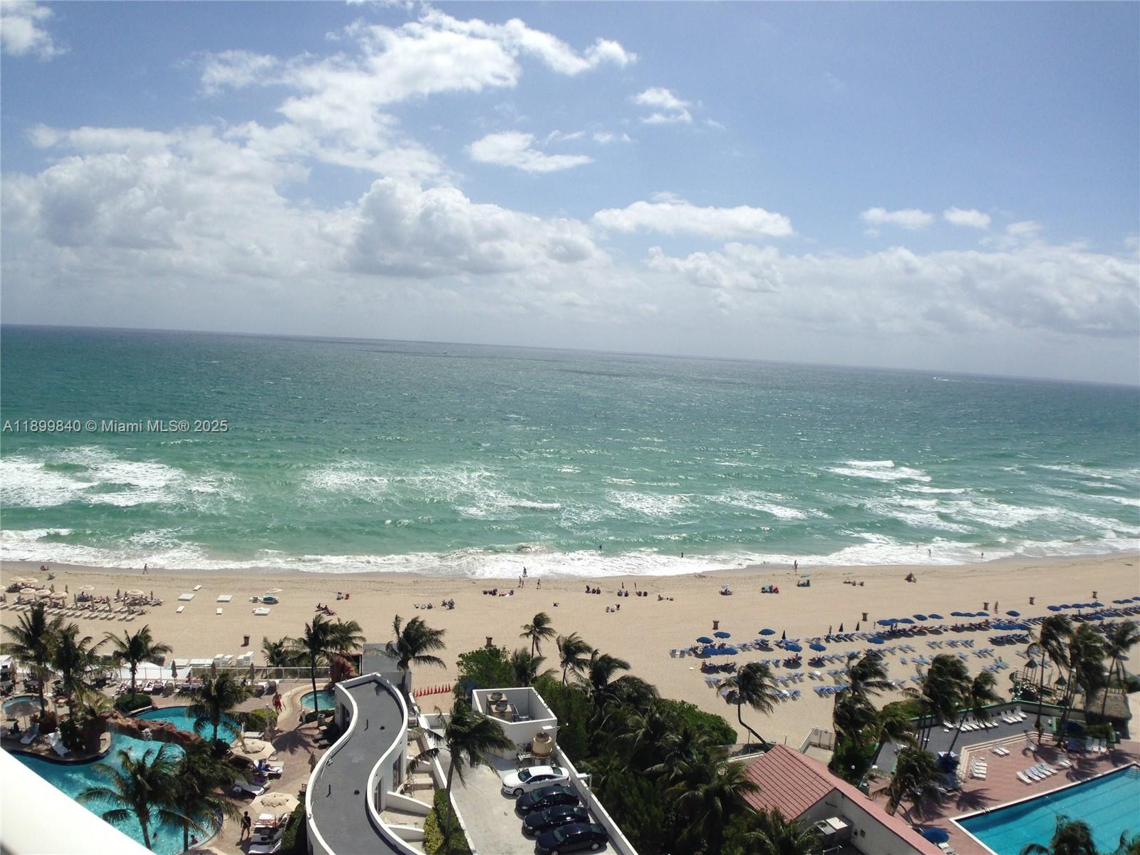 TRUMP INTERNATIONAL BEACH - Residential
