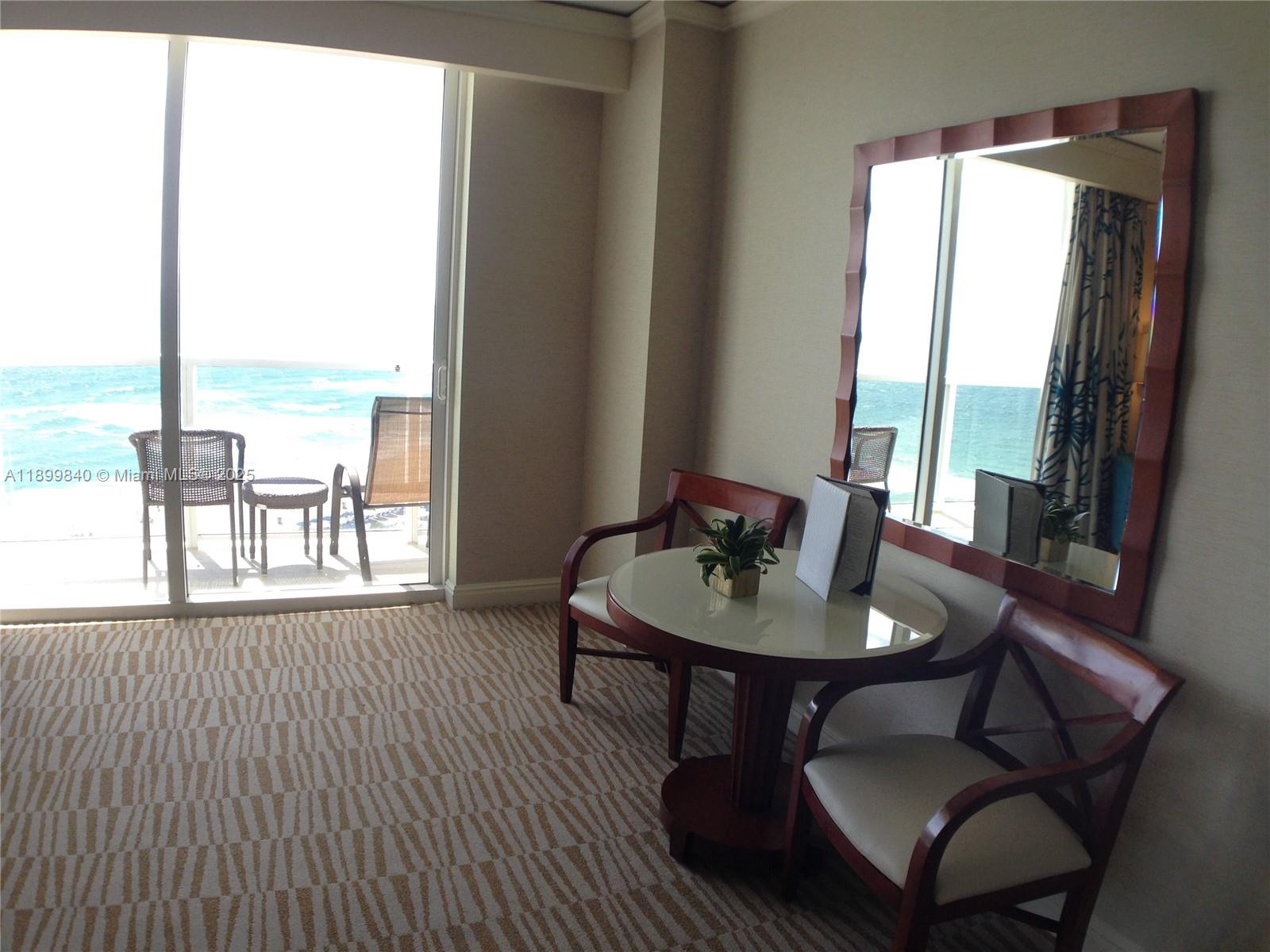 TRUMP INTERNATIONAL BEACH - Residential
