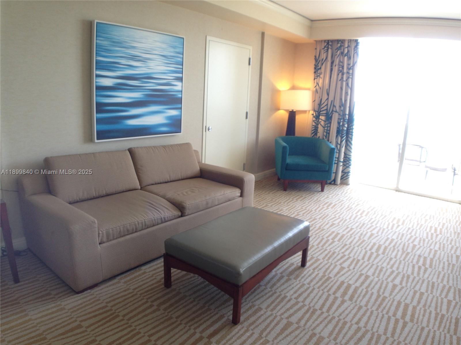 TRUMP INTERNATIONAL BEACH - Residential