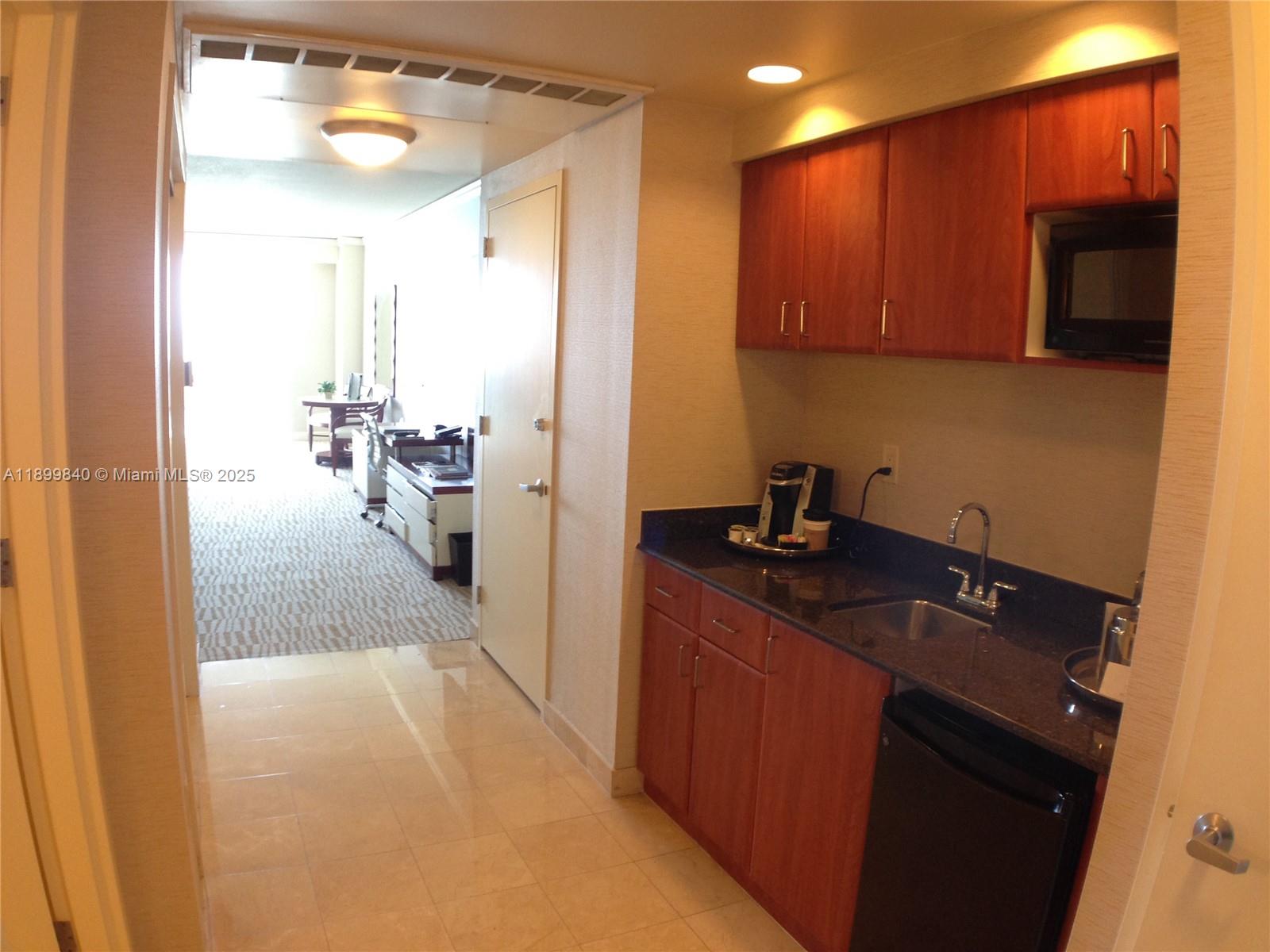 18001 Collins Ave 1407