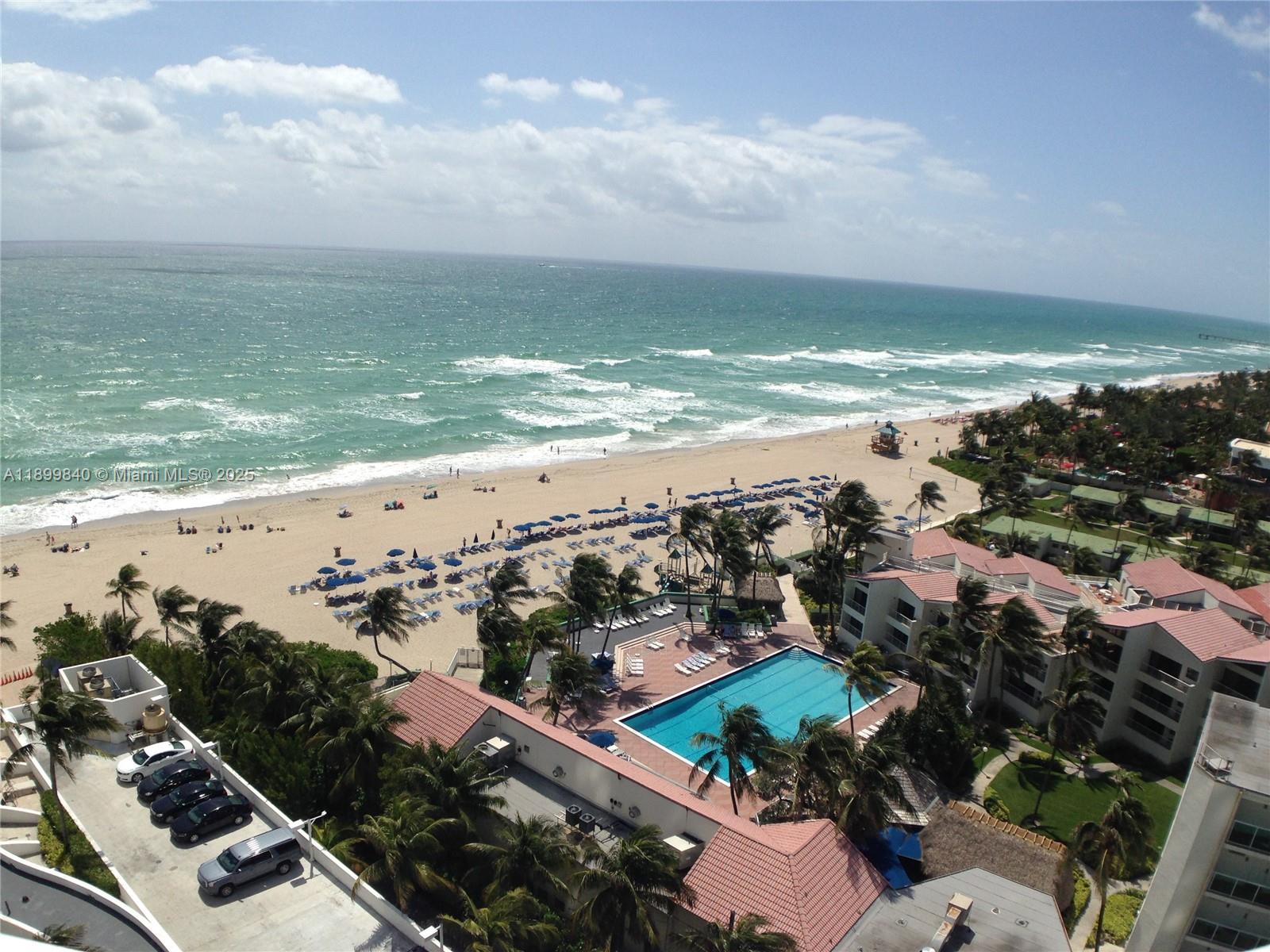 TRUMP INTERNATIONAL BEACH - Residential