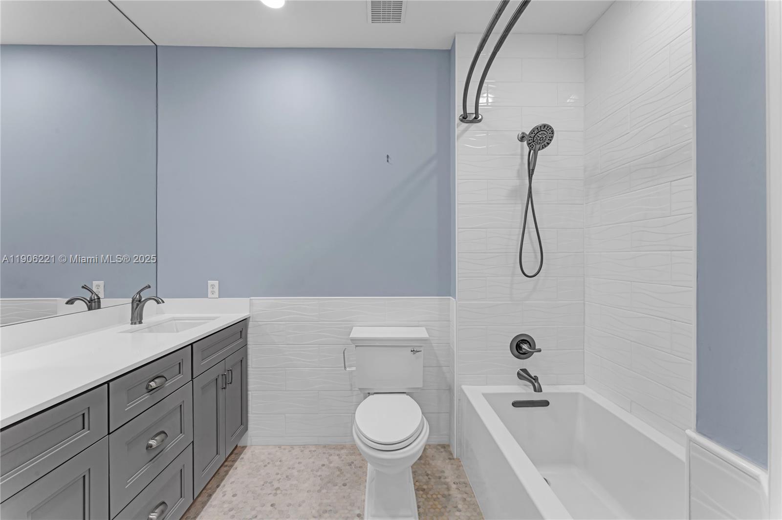 SIERRA BAY - Residential