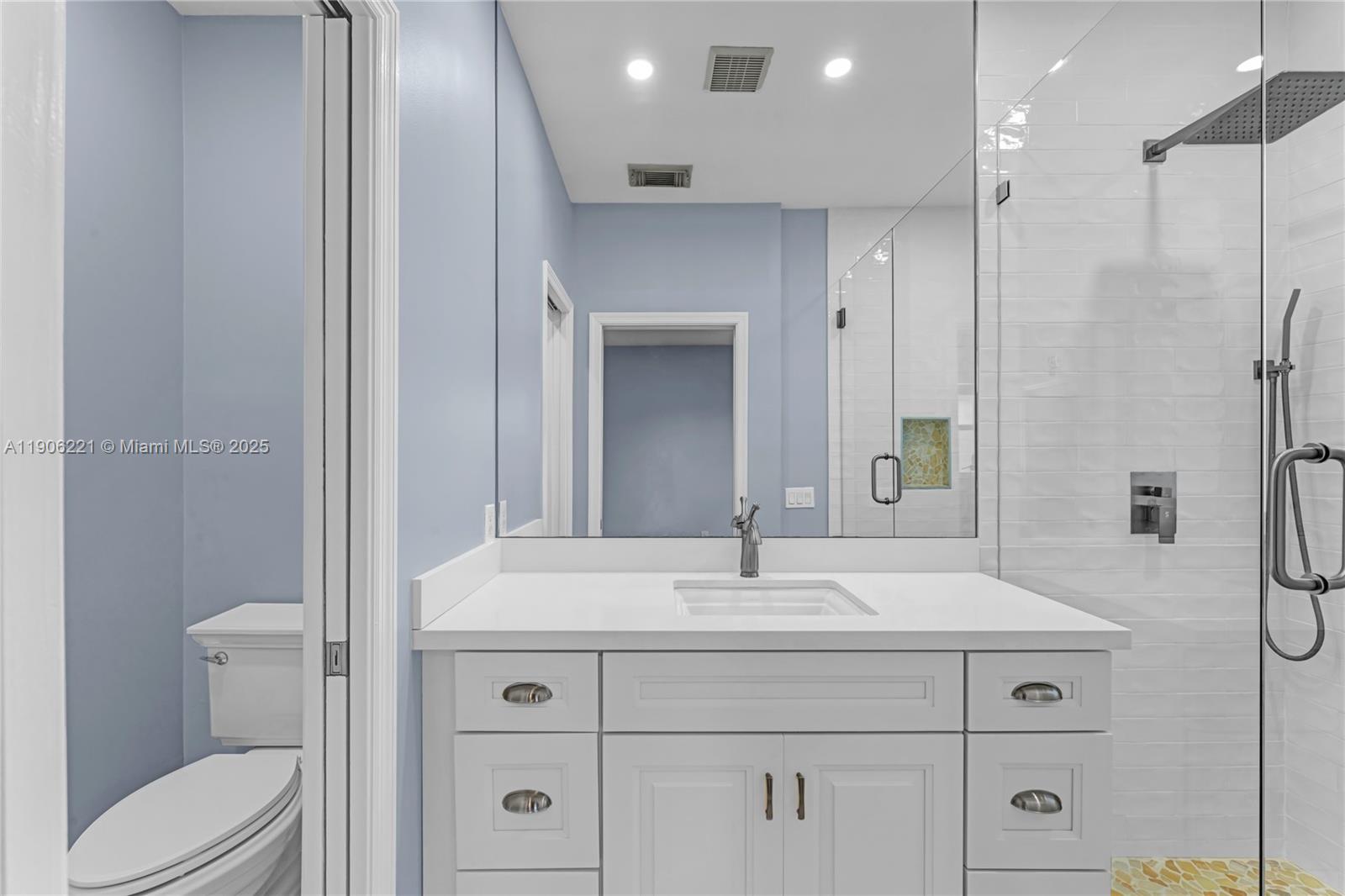 SIERRA BAY - Residential