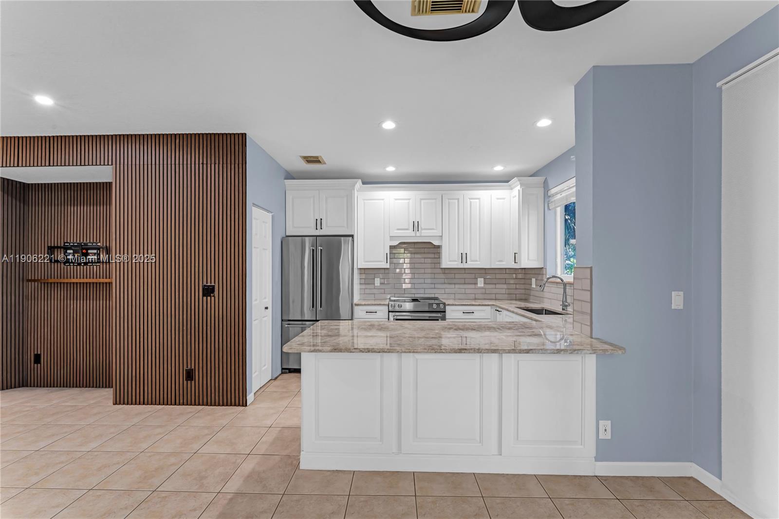 SIERRA BAY - Residential