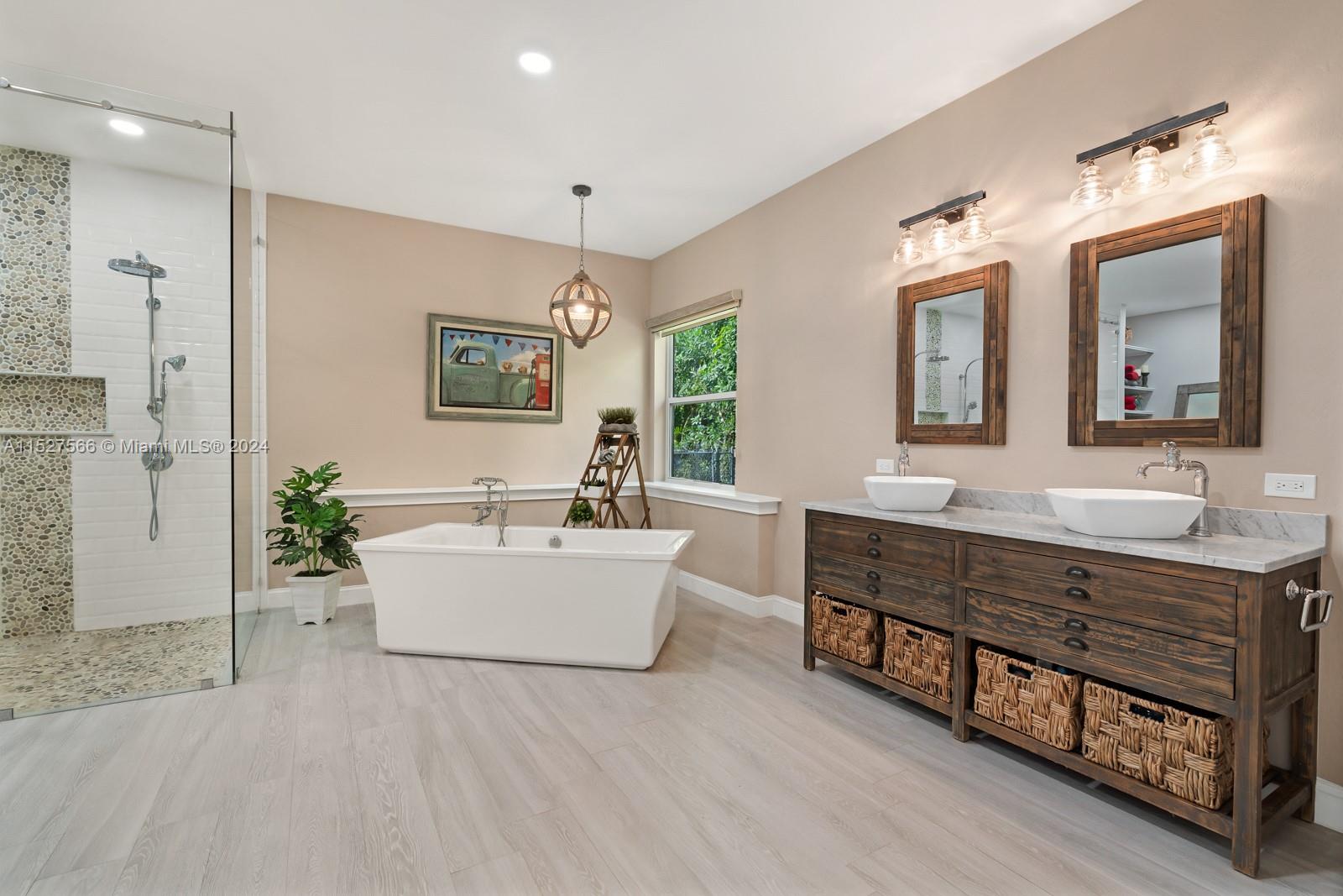 MARTIN BROTHERS HOMES - Residential