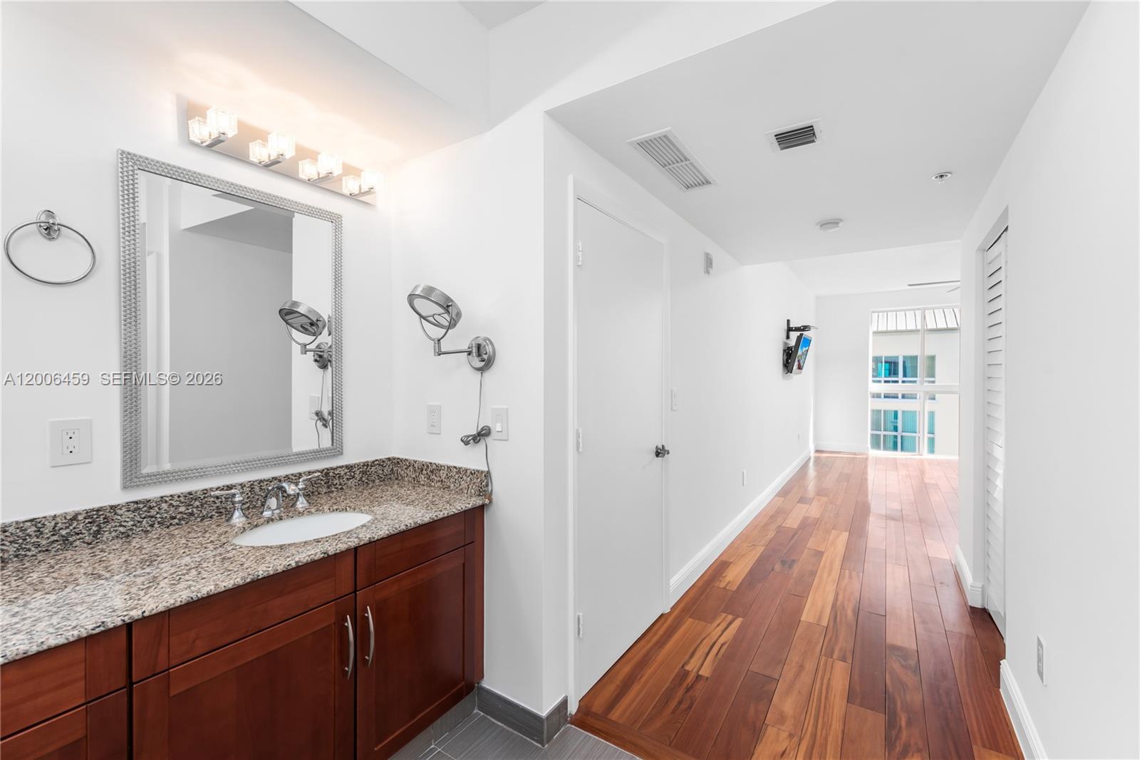 DOWNTOWN DADELAND CONDO N - Residential