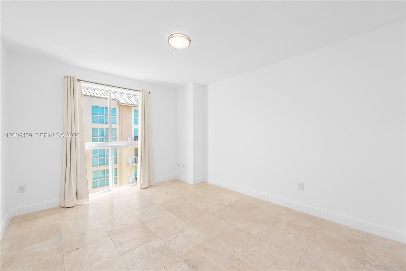 DOWNTOWN DADELAND CONDO N - Residential