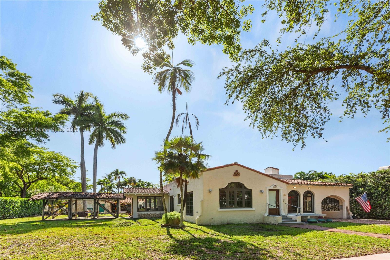 CORAL ROCK VILLAGE - Residential