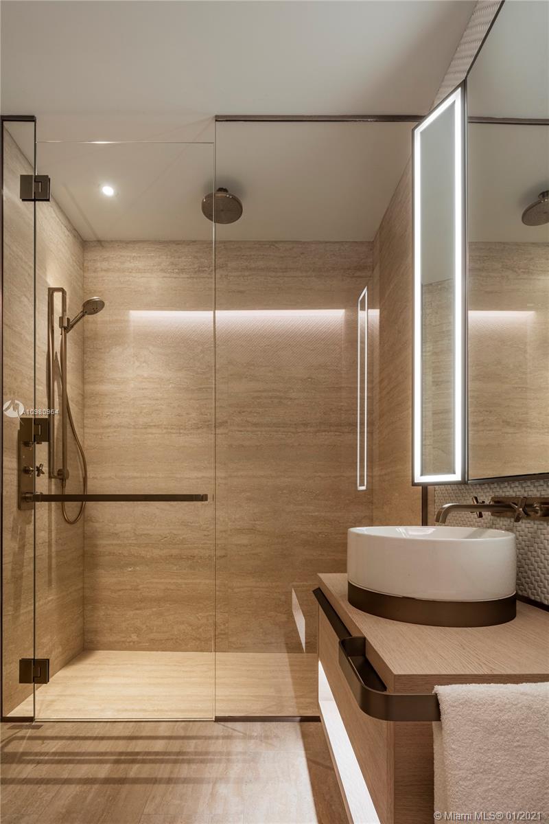 Arte Surfside - Residential