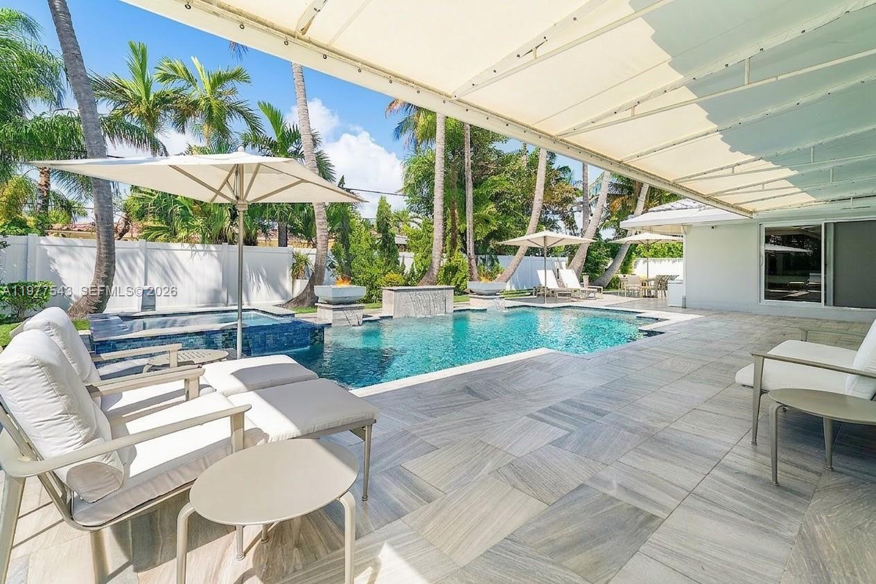 LAKE PLACID - Residential